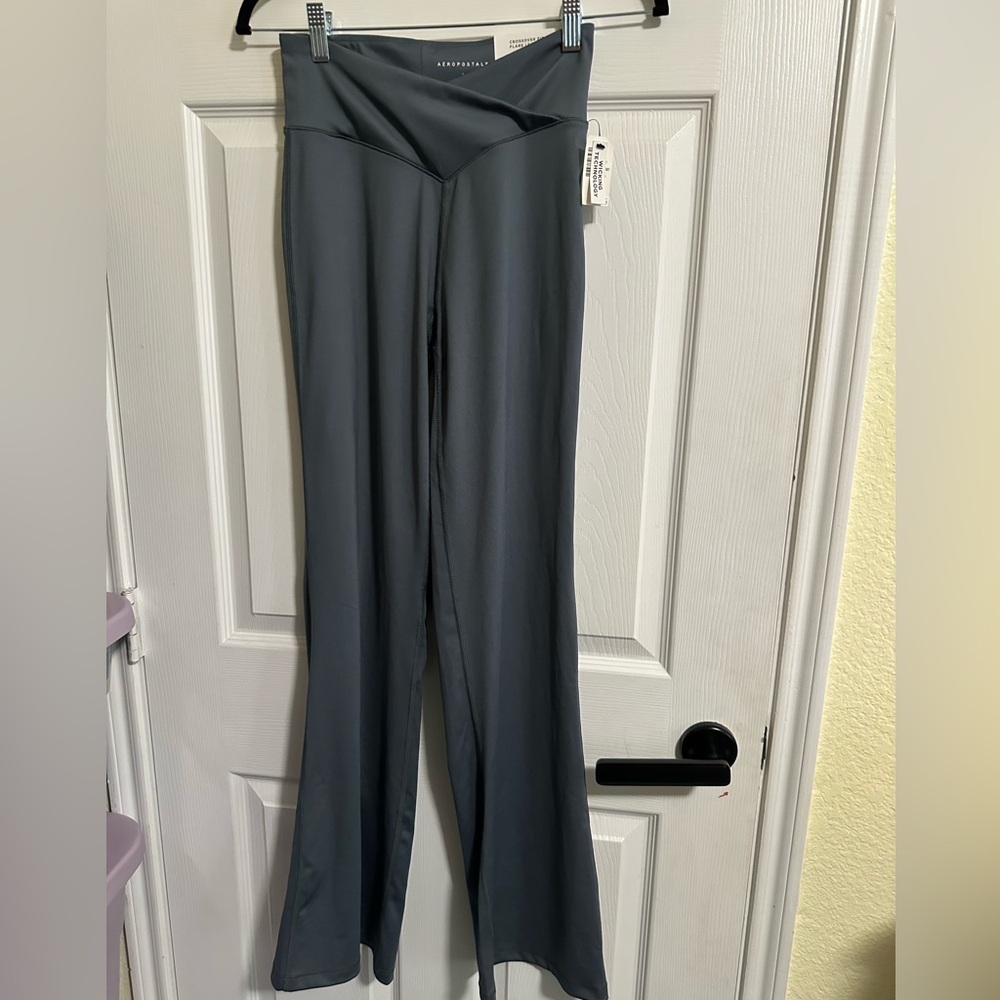 NWT Aeropostale blueish gray HighRise Crossover Fit-Flare Leggings Women’s Sz S